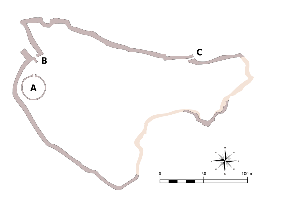 Plan archéologique de la deuxième enceinte de Mycènes vers 1250 avant notre ère, murs conservés ou hypothétiques, cercle des tombes A et Porte des Lionnes.