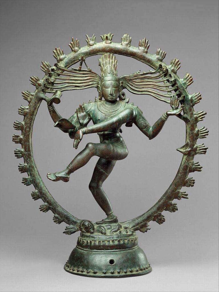 Bronze de Śiva Naṭarāja, dieu dansant dans un cercle de flammes, époque Chola, fin du XIe siècle